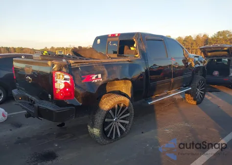 2011 Chevrolet Silverado 1500 Lt z USA, uszkodzony, nr VIN 3GCPKSE29BG229502